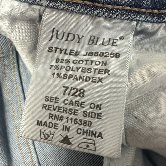 Judy Blue Relaxed Fit Jeans Womens Size 7/28 Medium Wash Raw Fray Hem - Picture 6 of 6